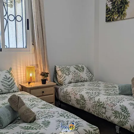 Apartment Traditional Ground Floor In Punta Prima R537 Orihuela