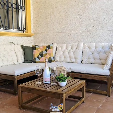 Traditional Ground Floor In Punta Prima R537 *
