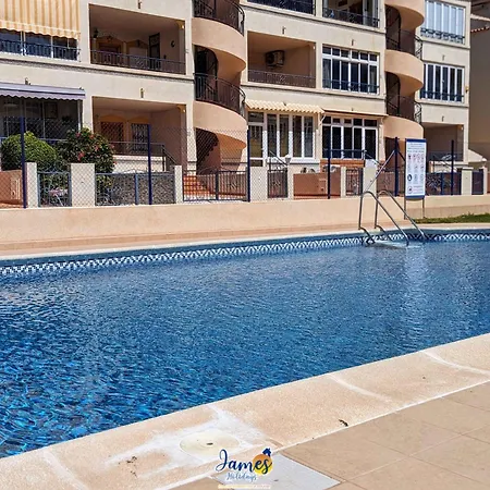 Traditional Ground Floor In Punta Prima R537